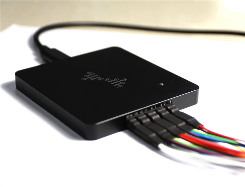 Логический анализатор DSLogic